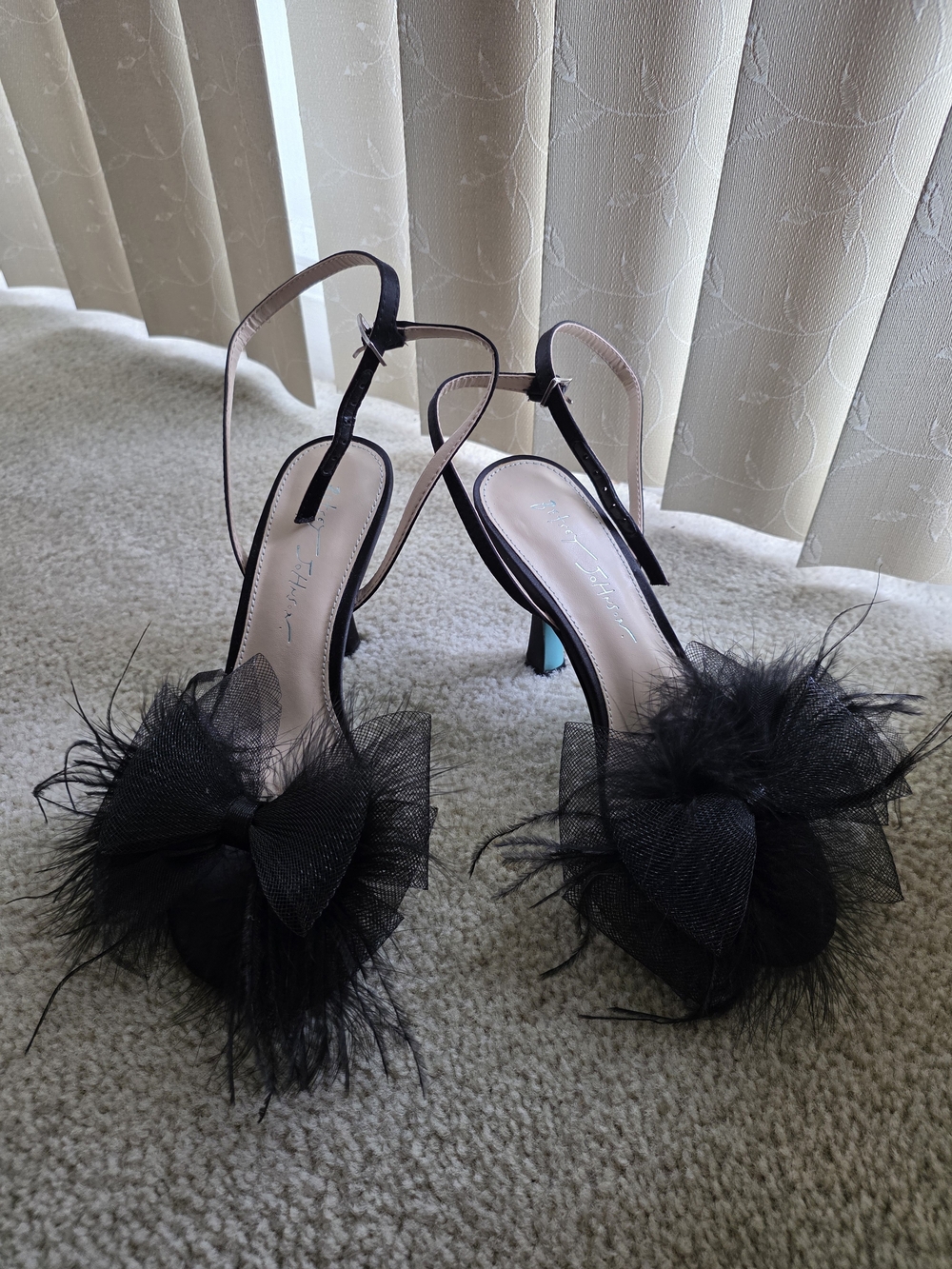 Betsey Johnson Black Feather Bow Slingback Heels